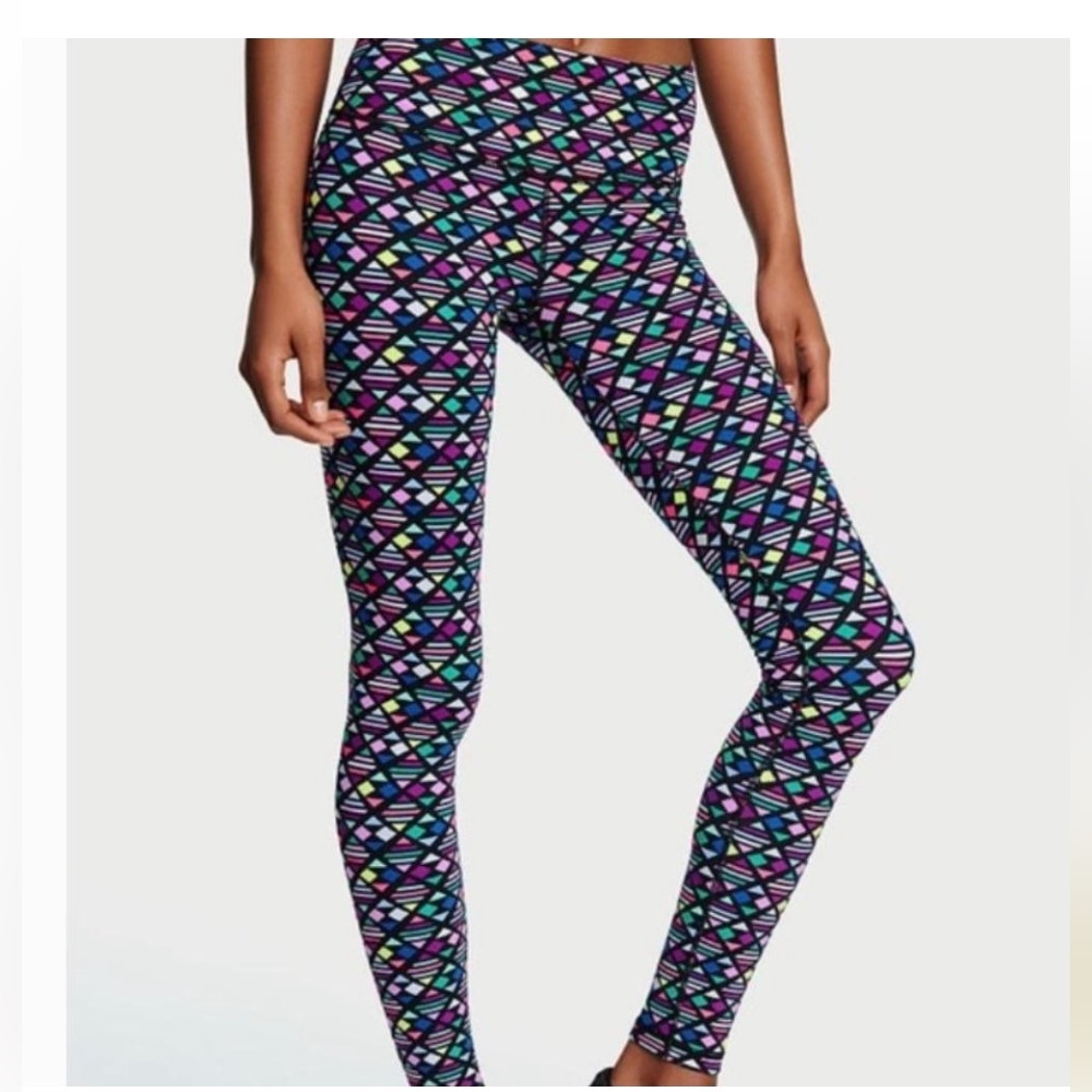 New Victoria Sport Knockout Tights (2)